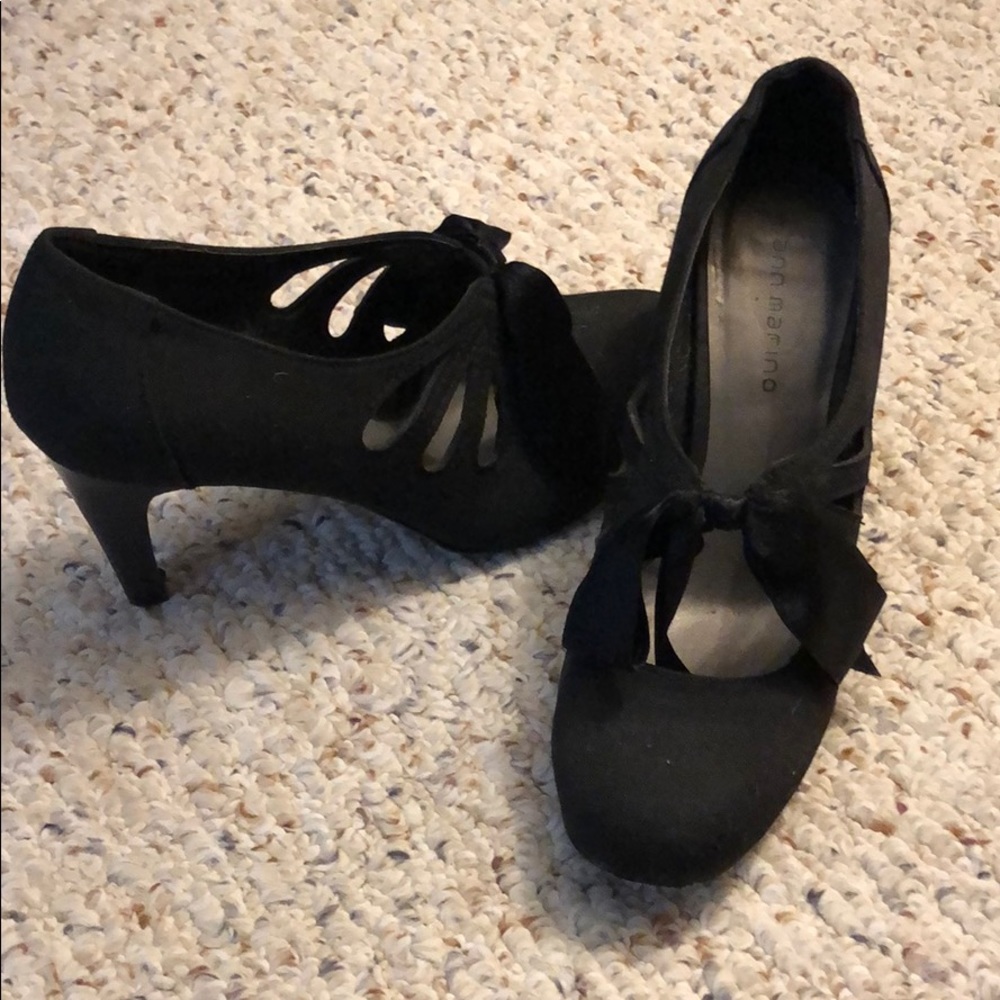Black heels